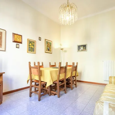 Pet Friendly In Chiavari